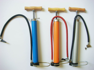 【供應(yīng)手打氣筒規(guī)格32*260MM】價(jià)格,廠家,圖片,打氣筒、手動(dòng)氣泵,永康市氣筒廠-